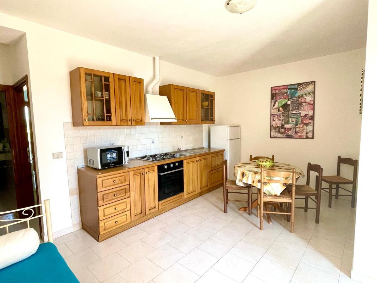 Apartment Luisa Tergu ภายนอก รูปภาพ