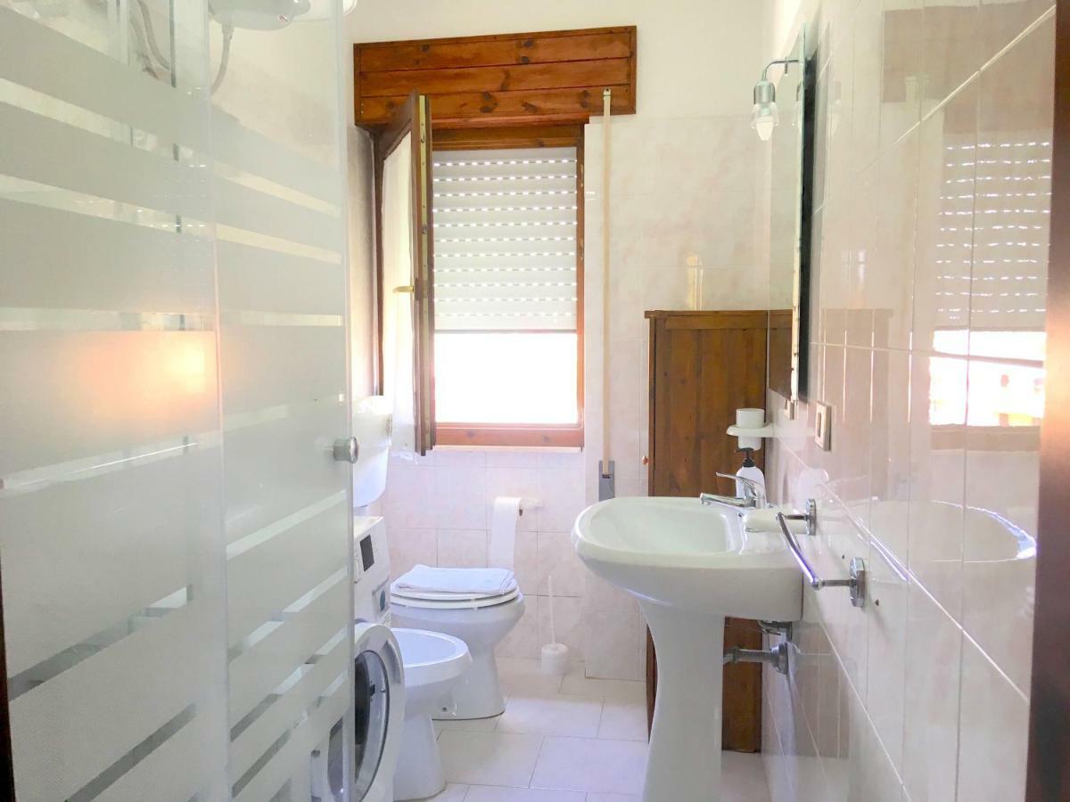 Apartment Luisa Tergu ภายนอก รูปภาพ